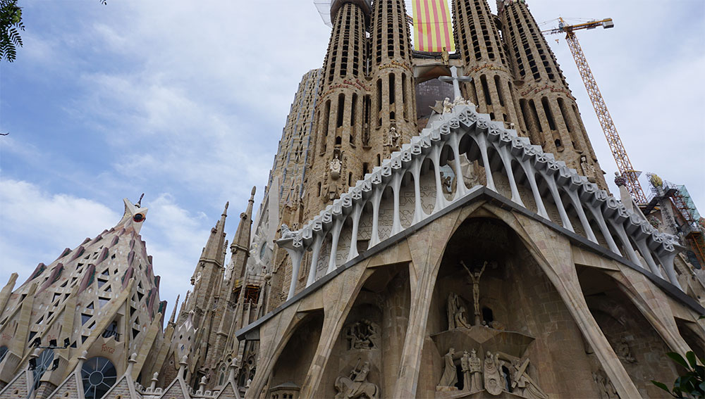 De lijdensfaçade van de Sagrada Familia