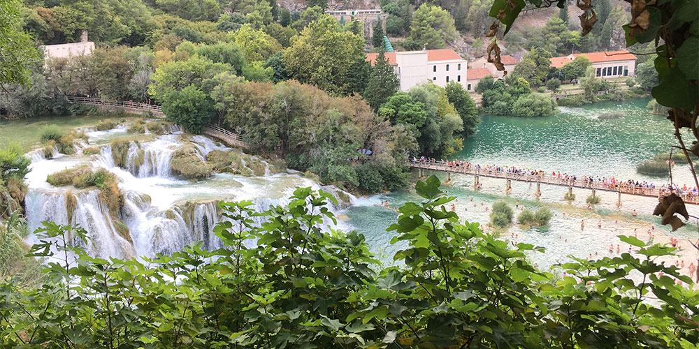 Een van de watervallen in het Krka Natuurpark