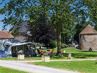 Lez-Eaux Staanplaats