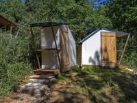 Pech Charmant Staanplaats met privé sanitair