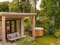 Mölke River Lodge met hottub