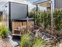 Soof aan de Rijn Hottub Lodge