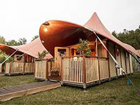 Camp Veluwe Dormer Cabin met privé sanitair
