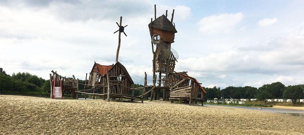 Strand bij Roompot Hunzedal