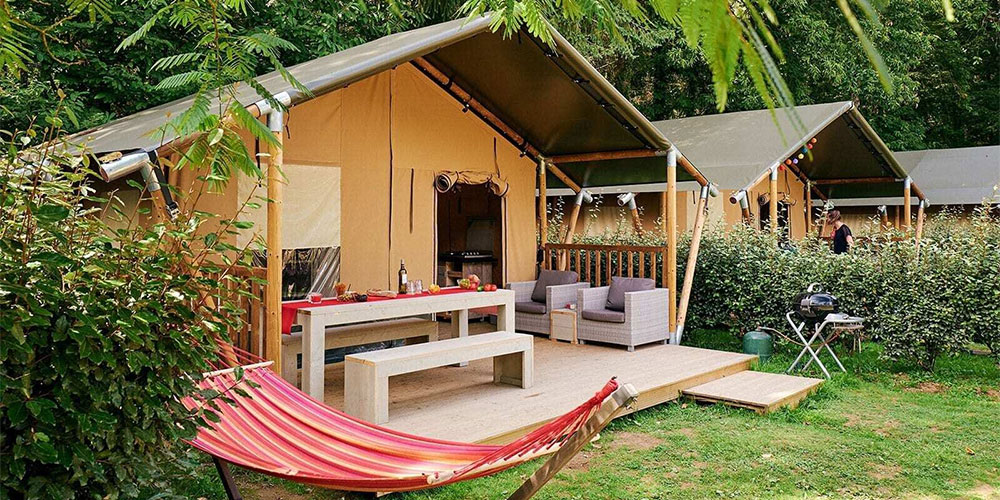 Luxe Lodgetent met sanitair Villatent