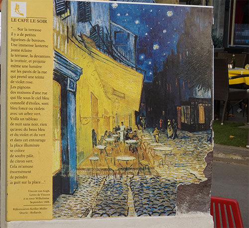 Terrasse du café le soir Terrasse du café le soir