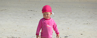 Mama, dit is Anne, mag ik mee zwemmen?