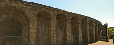 Verbaasde Amerikanen, rondleidingen en kou lijden, deel I Campanië