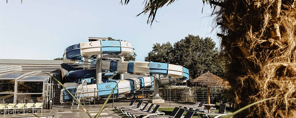 sinds 2023 heeft de Kleine Wolf een supersnelle overdekte duo glijbaan sinds 2023 heeft de Kleine Wolf een supersnelle overdekte duo glijbaan