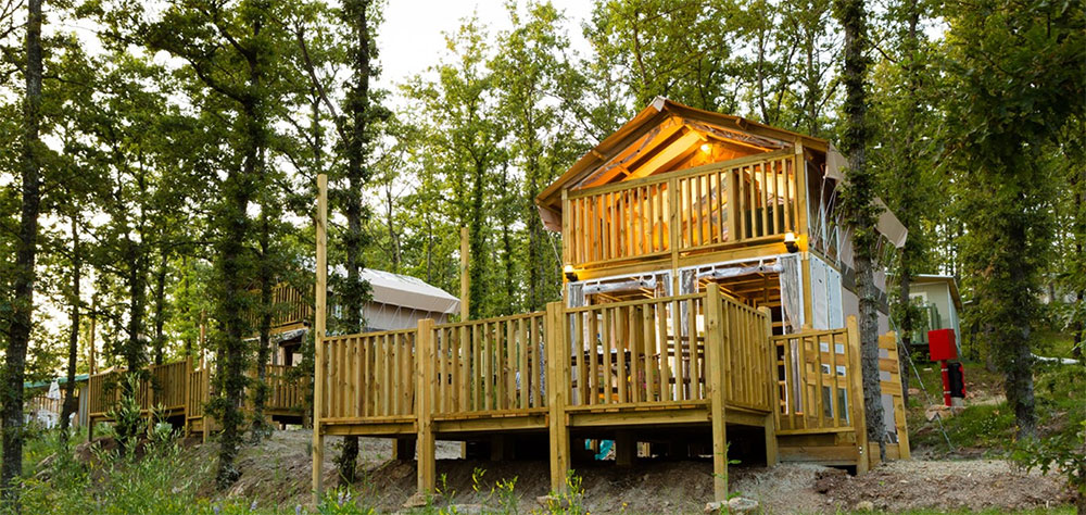 Airlodge met 2 etages en zicht op de sterren Airlodge met 2 etages en zicht op de sterren