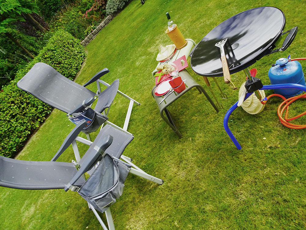 kampeerspullen in de tuin