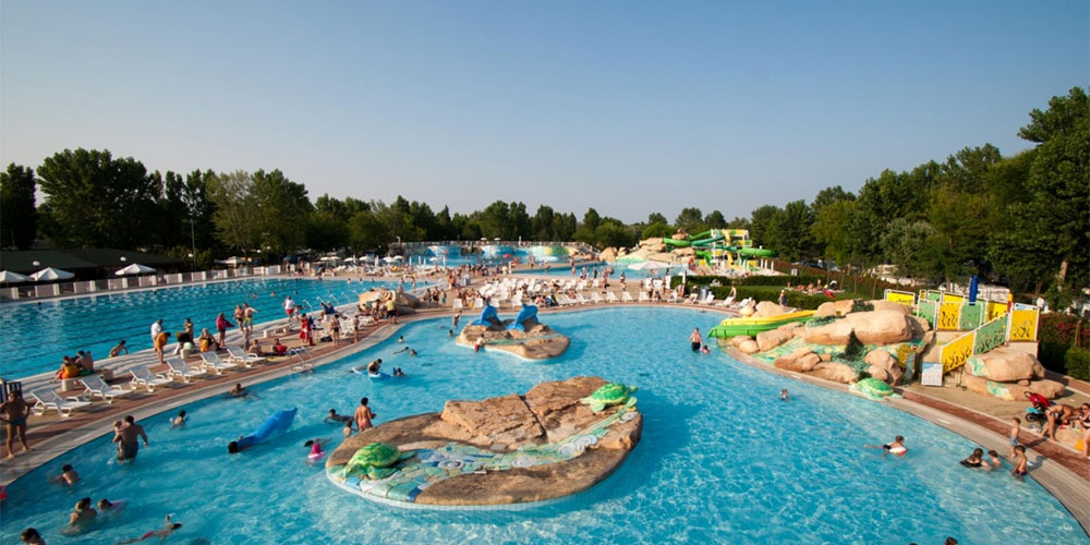 Wat een waterpark, spelen en spetteren op Marina di Venezia aan de Adriatische kust Wat een waterpark, spelen en spetteren op Marina di Venezia