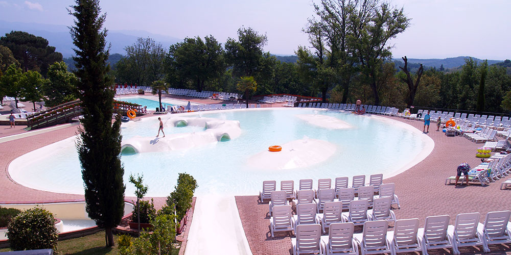 Naseizoen op camping Norcenni Girasole