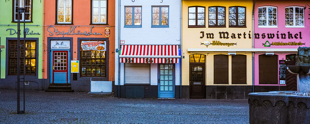 Prachtig Keulen Gekleurde gebouwen in Keulen