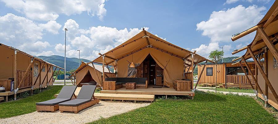 De kampeercombinatie Pamoja-Kambi is geschikt voor 8 personen