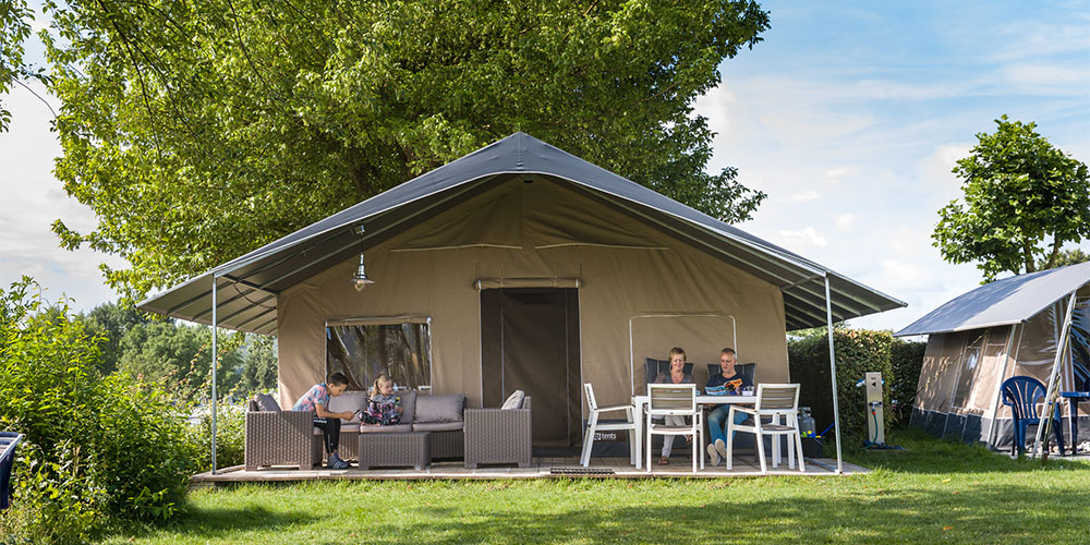 Bij CountryCamp kun je diverse Glamping accommodaties boeken