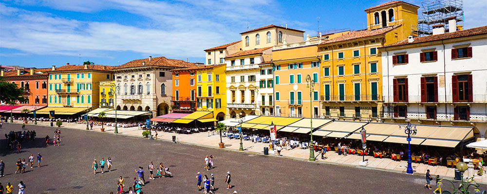 Piazza di Verona Piazza di Verona