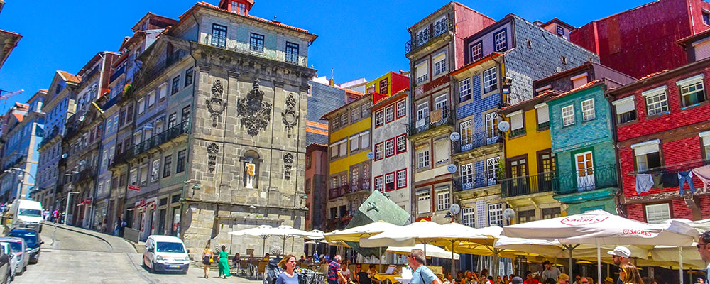 Prachtig Porto Gekleurde gebouwen in Porto