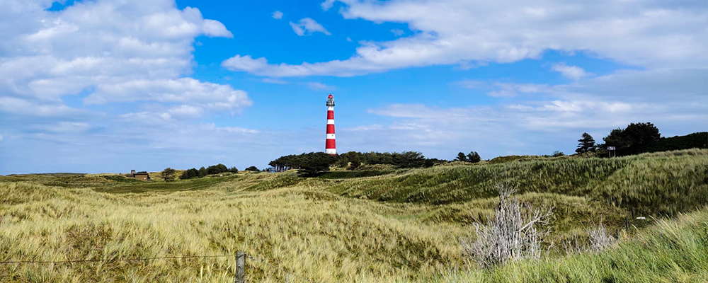Amelander vuurtoren De vuurtoren in Ameland is overal vandaan te zien