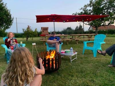 Thumbnail 5 van Sous les Cloches