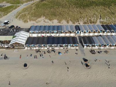 Thumbnail 2 van Strandhuisjes Wijk aan Zee