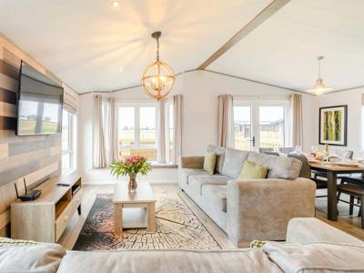 Thumbnail 3 van Landal Woodland Lakes