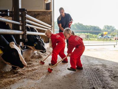 Thumbnail 3 van De Kalverliefde Farmcamps