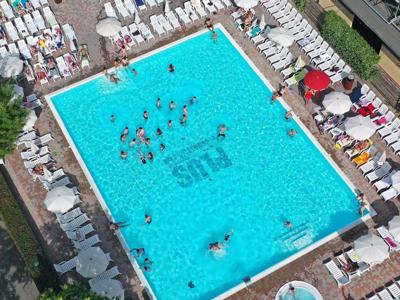 hu Roma camping in town