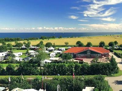 Thumbnail 2 van Rosenfelder Strand