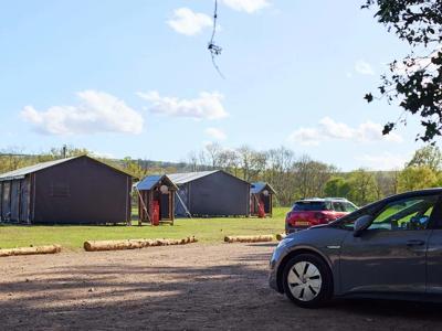 Thumbnail 2 van BoerenBed Foxglove Farm