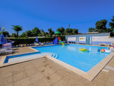 Thumbnail 3 van Iris Park