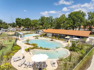 Thumbnail 2 van Le Vieux Moulin (Vensac)