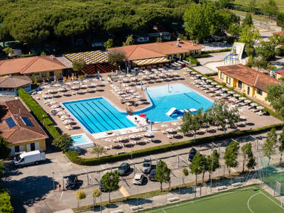 Thumbnail 2 van Le Gorette Cecina Easy Camping Village