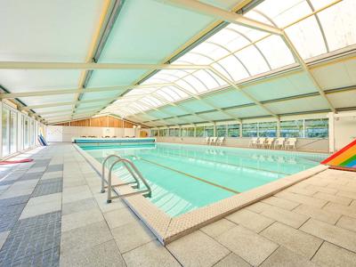 Thumbnail 2 van De Bronzen Emmer