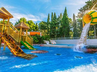 Thumbnail 3 van La Croix du Sud