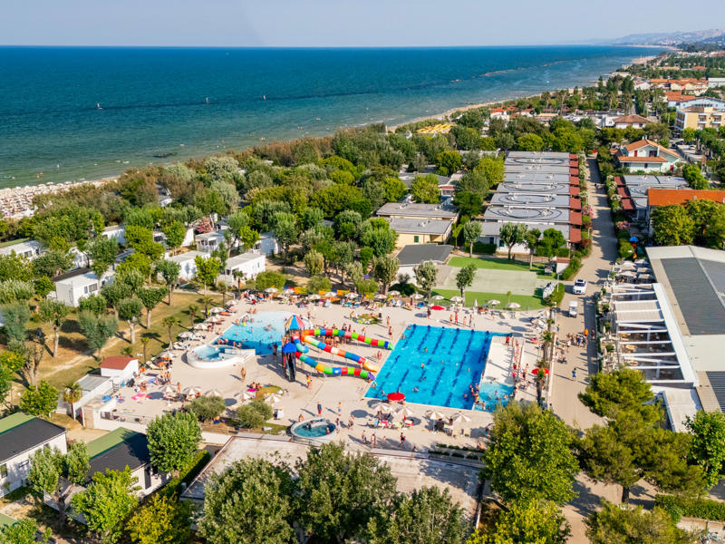 Hoofdfoto van Stork Family Village