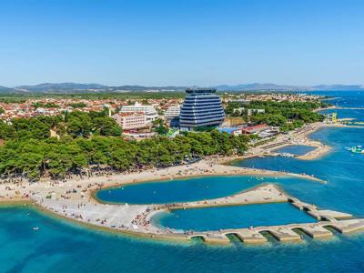 Thumbnail 3 van Imperial Vodice