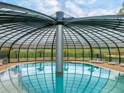 Thumbnail 2 van Château la Forêt