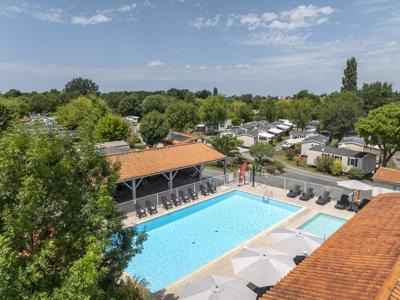 Thumbnail 2 van Les Catalpas