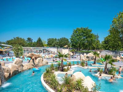 Thumbnail 2 van Lou Pignada