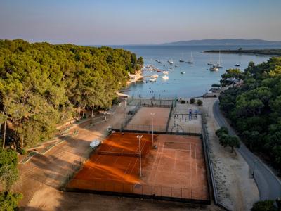 Thumbnail 4 van Baldarin FKK en Textiel