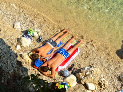 Thumbnail 4 van Dole