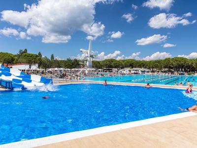 Thumbnail 4 van Marina Julia Family Collection