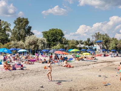 Thumbnail 5 van Marina Julia Family Collection