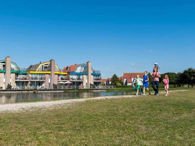 Thumbnail 2 van Landal Beach Resort Ooghduyne