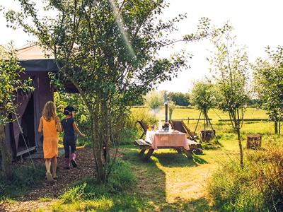 Thumbnail 2 van BoerenBed TaarTenTuin