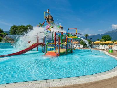 Thumbnail 2 van Villaggio Isolino (Lago Maggiore)