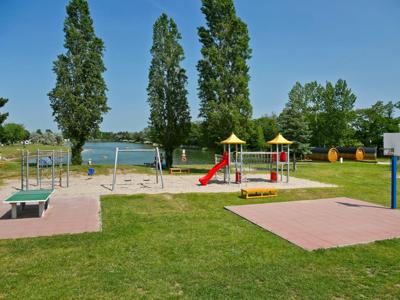 Thumbnail 3 van Knaus campingpark Bad Dürkheim