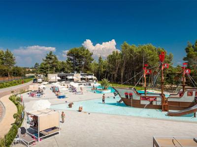 Thumbnail 3 van Boutique Santa Marina