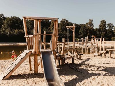 Thumbnail 4 van De Kleine Wolf